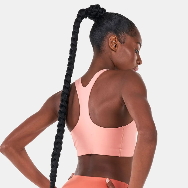 نايكي صدرية رياضية يوغا اليت كيرف بدعم متوسط للنساء